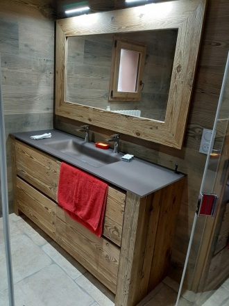 Agencement de salle de bains sur mesure en Haute Savoie